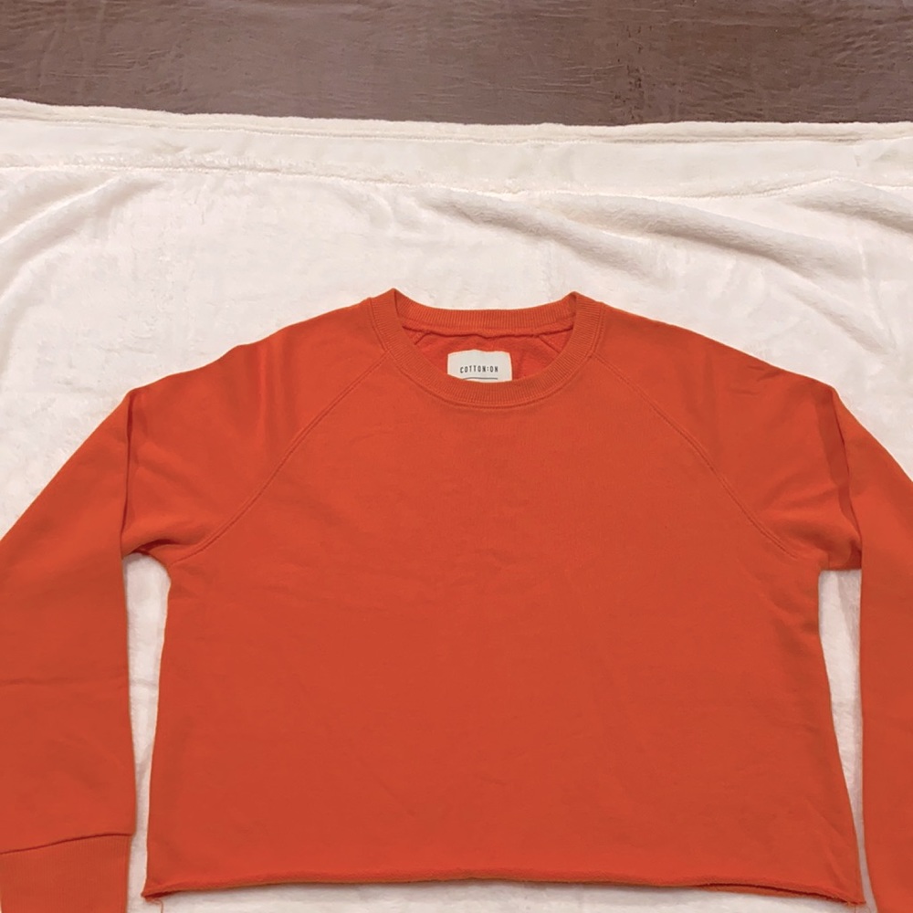 Cotton On orange cropped sweat shirt